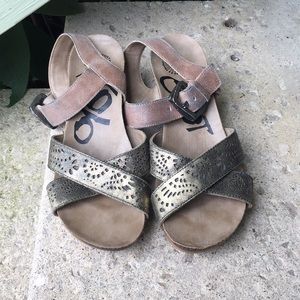 OTBT sandals